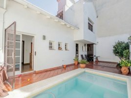 For Sale Penthouse type House 2‑bedroom Olivos with pool and garage