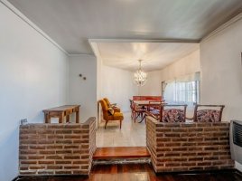For Sale Penthouse type House 2‑bedroom Olivos with pool and garage