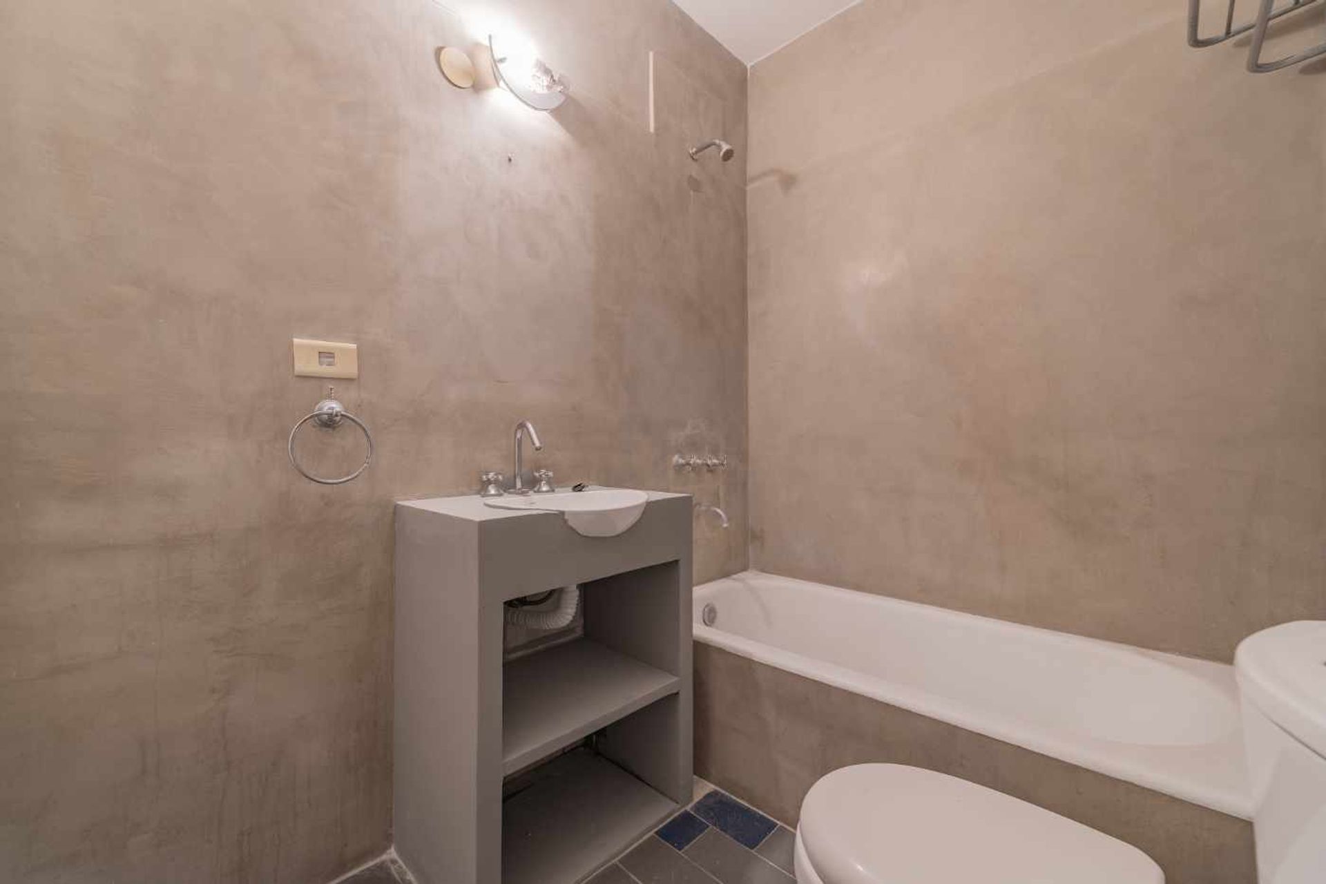 Venta Depto 5 Ambientes En Parque Norte San Isidro