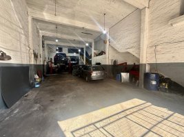Workshop for Sale with Store and House in Beccar