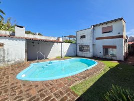 Casa 5 Ambientes Con Cochera Y Pileta San Isidro