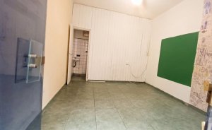 Shop For Rent In Florida 20 m² Without Expenses