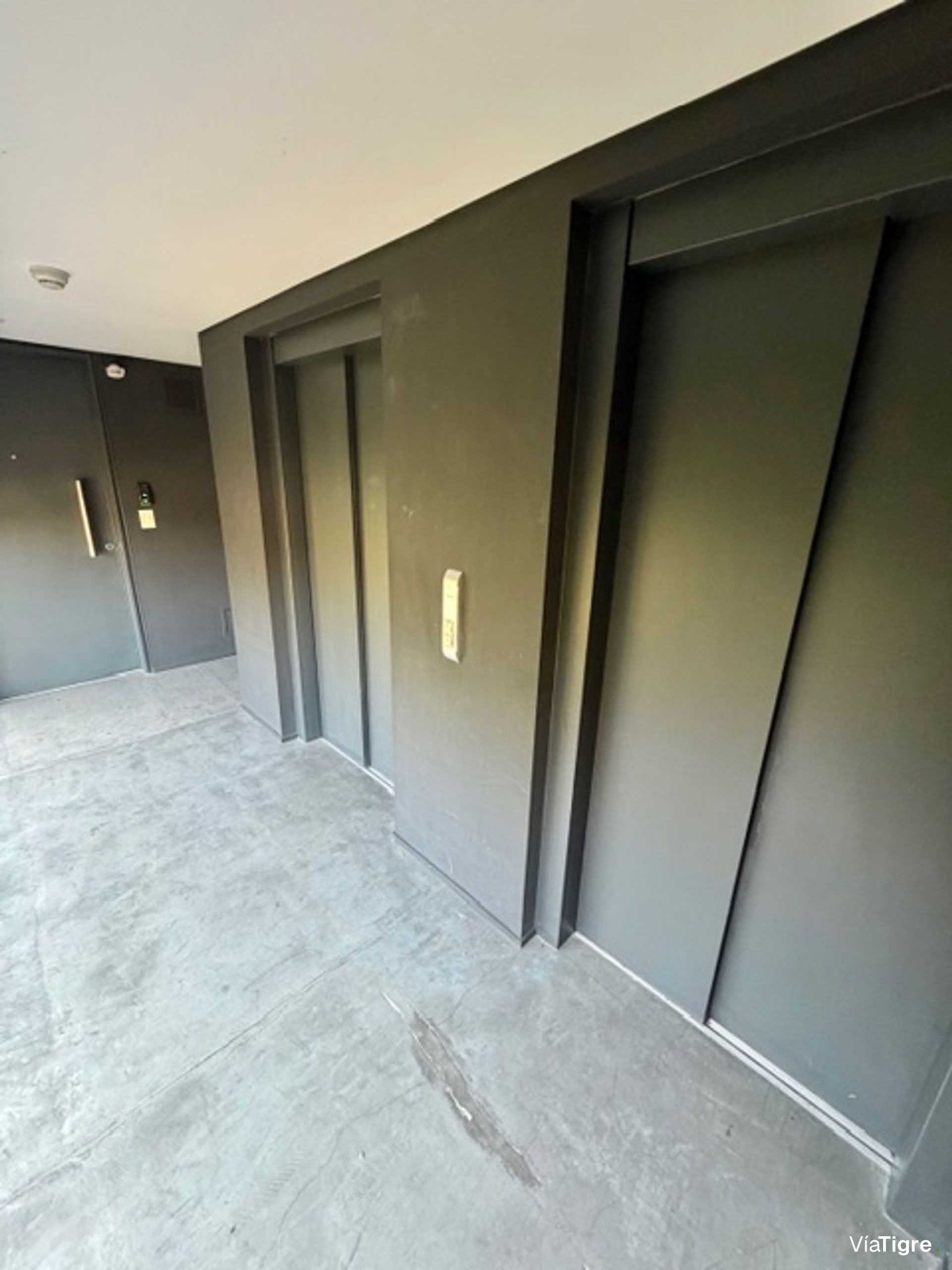 VENTA Oficina 90 m2 con cochera - VICENTE LOPEZ