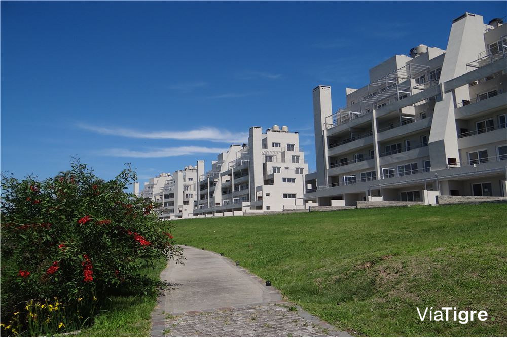 Venta Depto. Con Jardin Al Agua 3 AMB. VILA VELA
