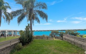 Venta Depto. Con Jardin Al Agua 3 AMB. VILA VELA