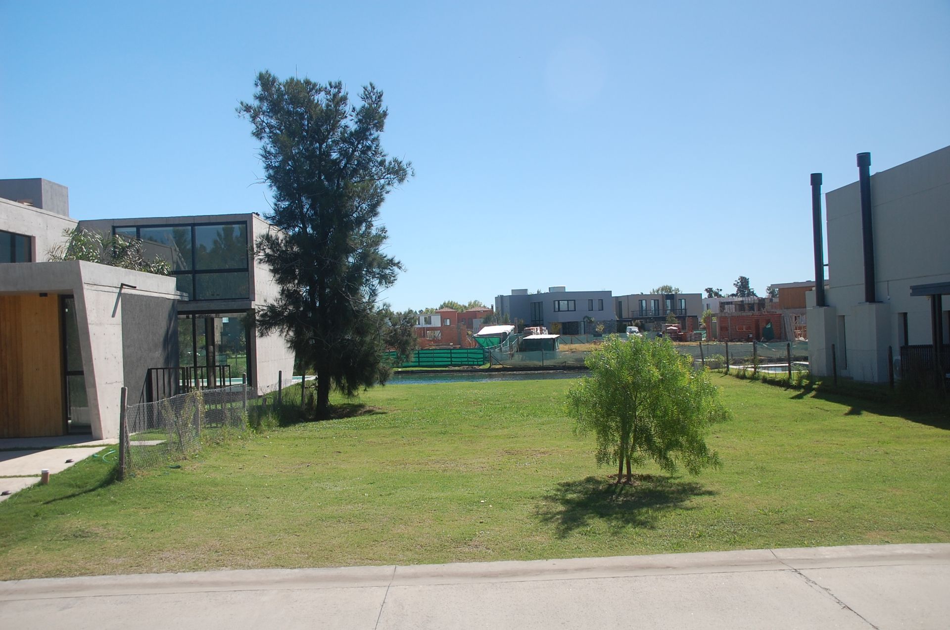 Laguna Grande Dique Lujan Waterfront Lot