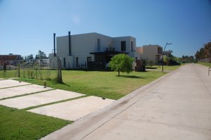 Laguna Grande Dique Lujan Lote al Agua