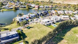 Venta Lote Barrio Lagos Del Norte
