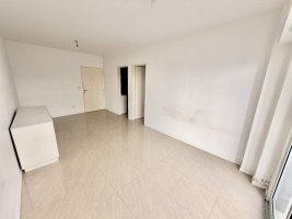 For Rent Side Studio, Balcony and Amenities