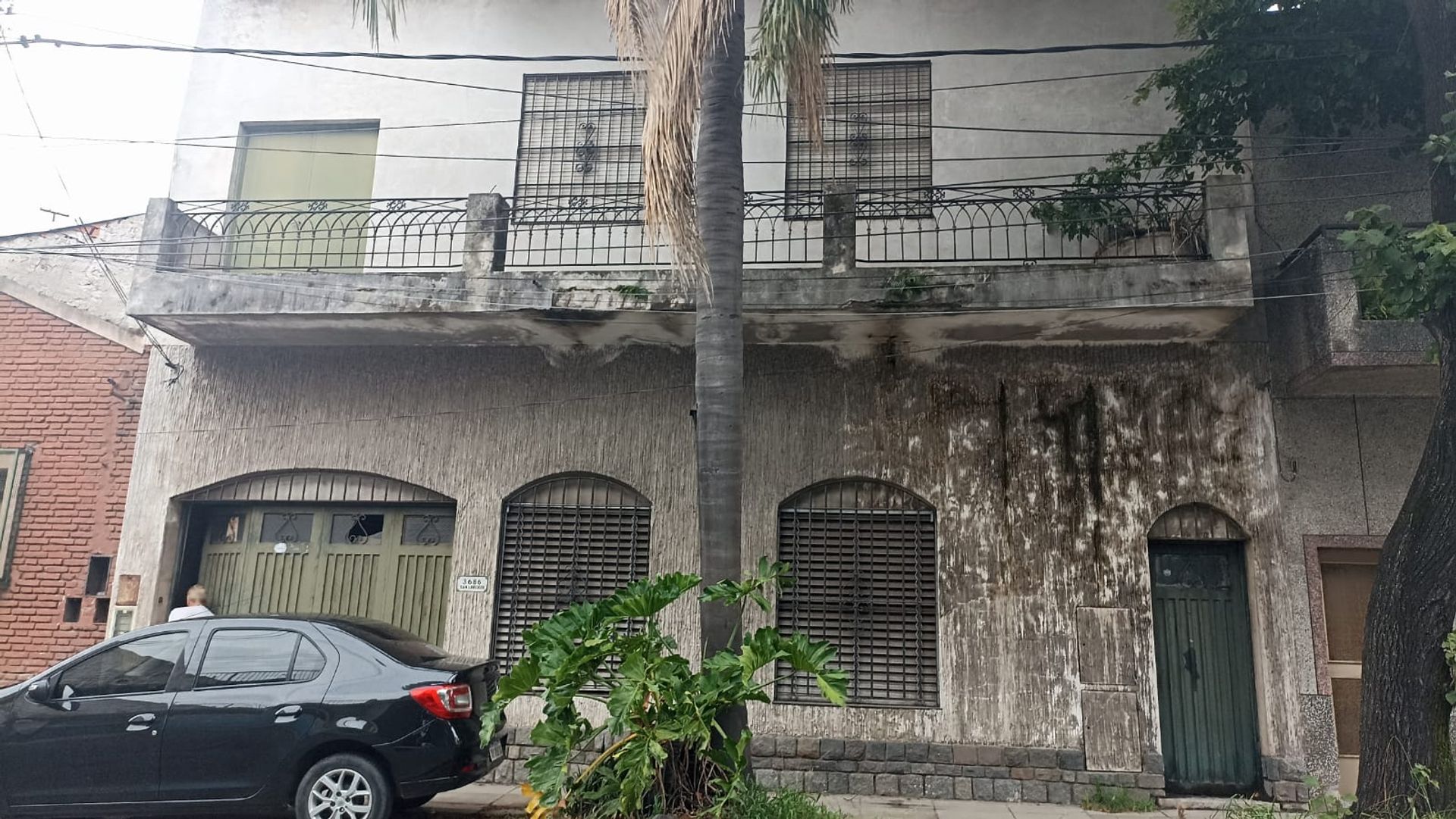 Depósito/Fábrica/Galpón VENTA - OLIVOS con depto.