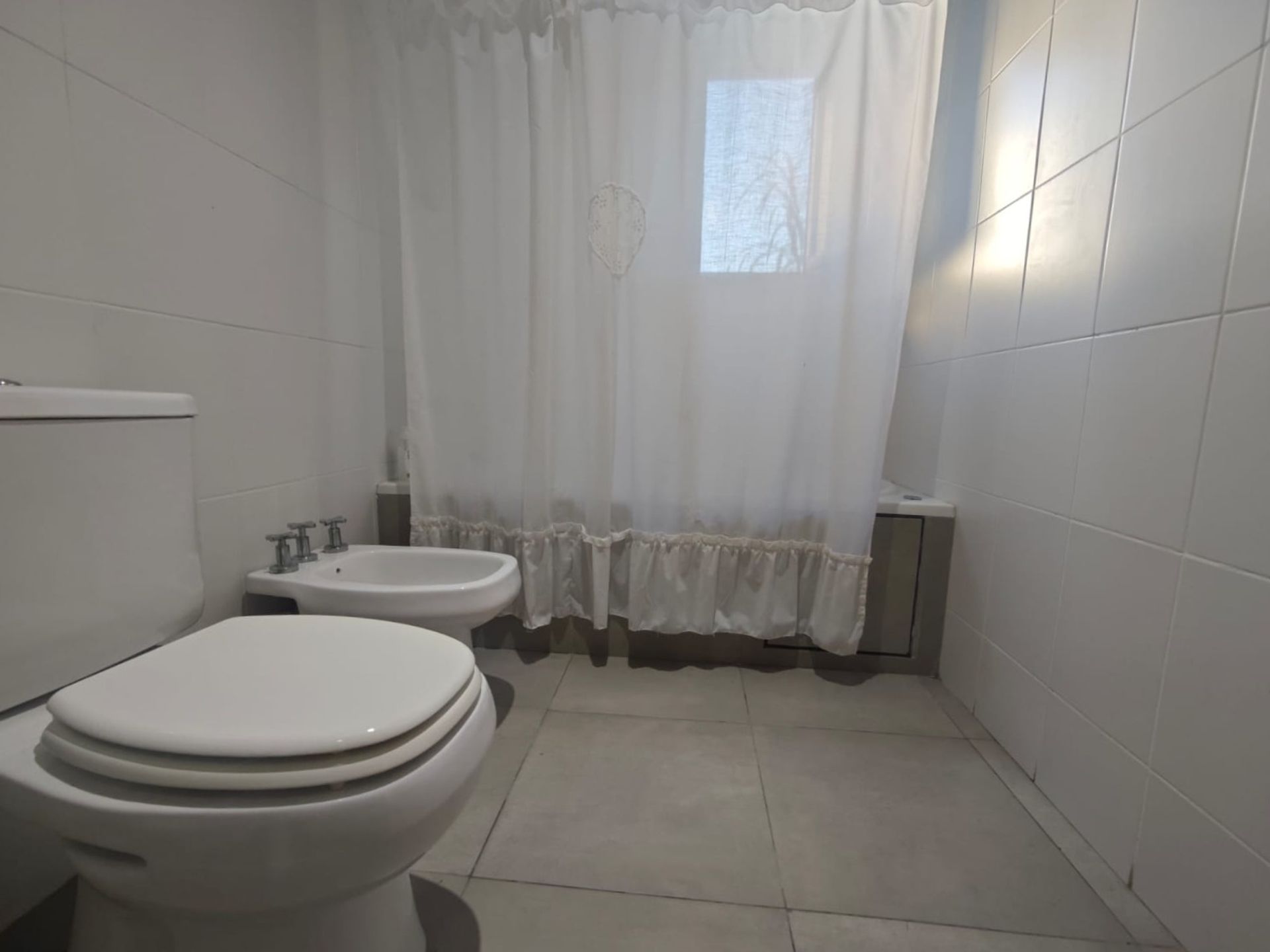 Venta Casa Barrio San Gabriel. Una Planta. Pileta