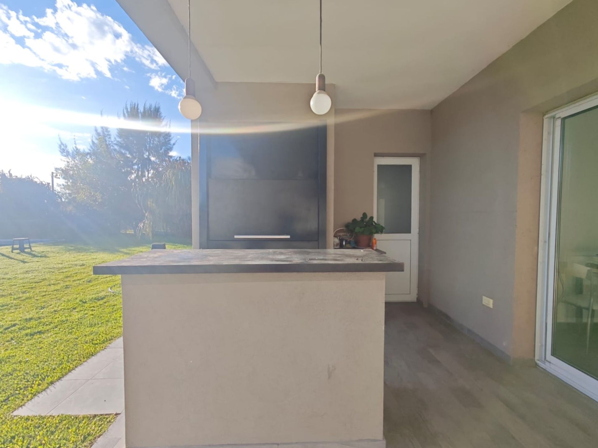 Venta Casa Barrio San Gabriel. Una Planta. Pileta