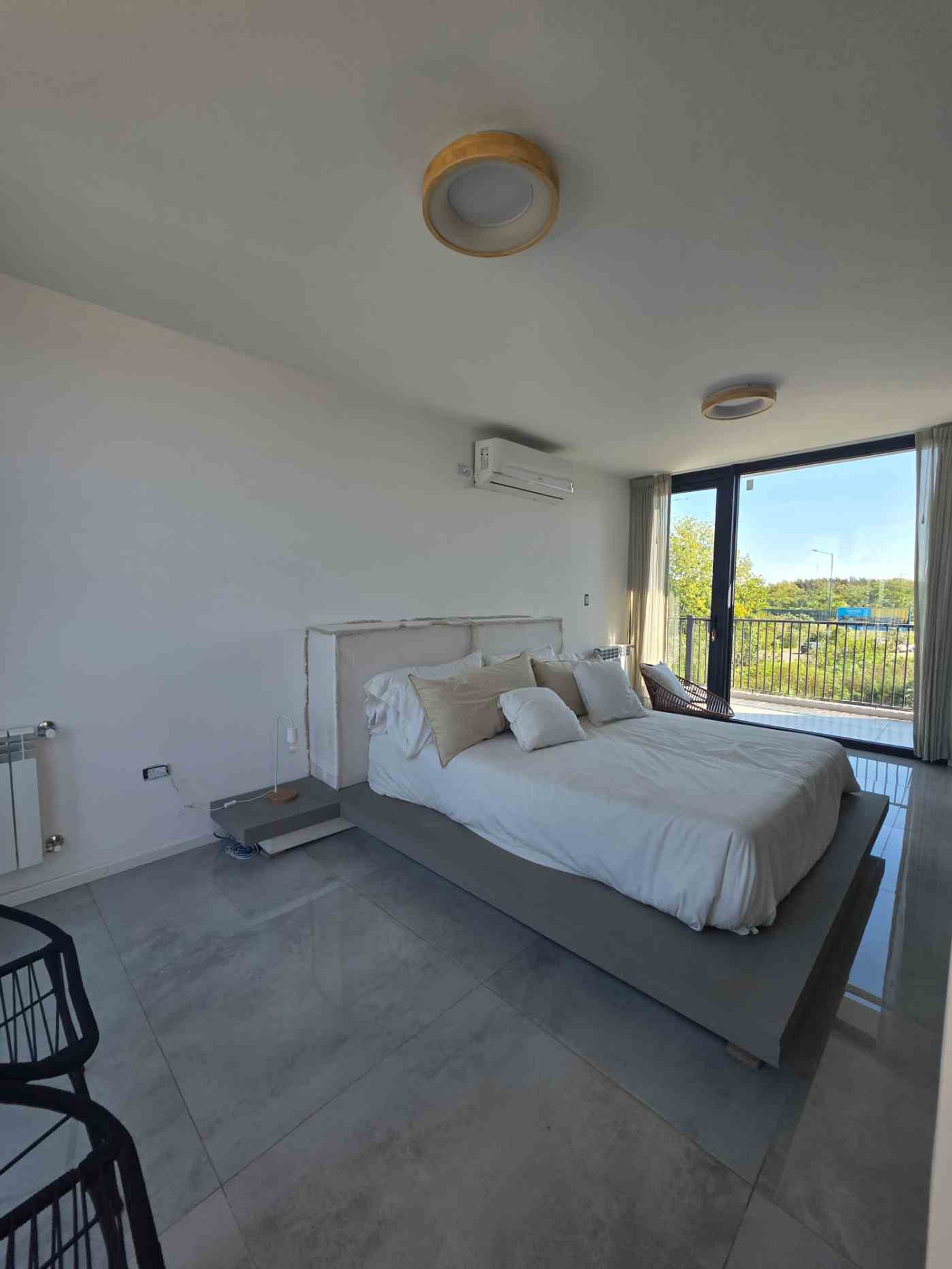Venta casa 4 ambientes Tigre Rincon Milberg