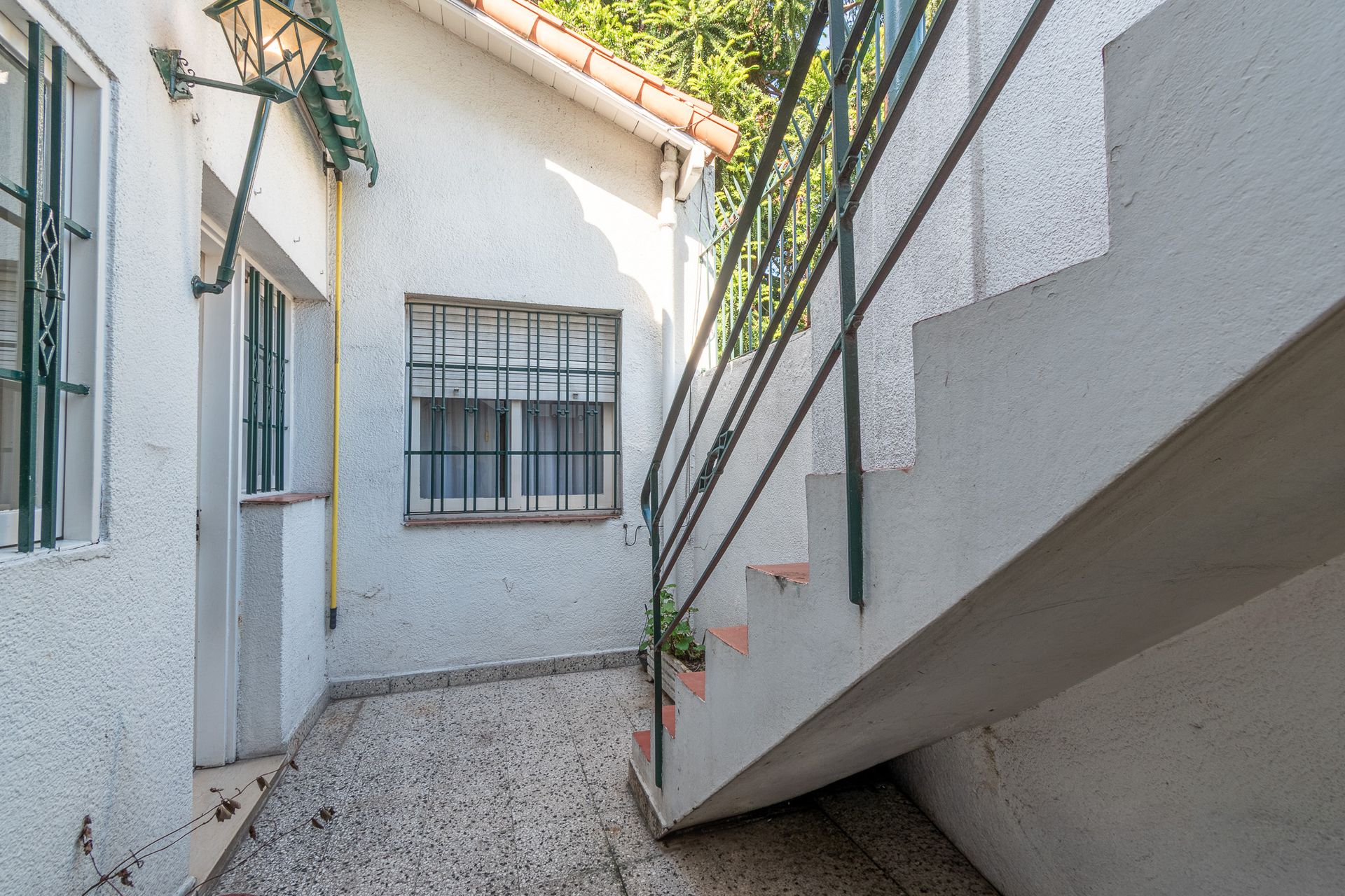 venta casa 5 ambientes Florida Este patio terraza