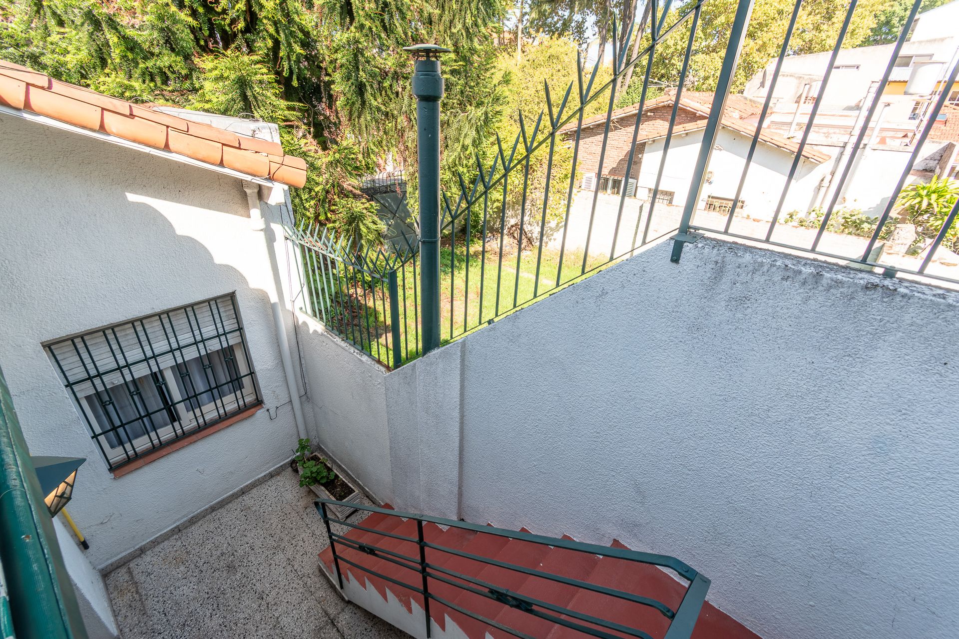 venta casa 5 ambientes Florida Este patio terraza