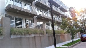 Venta Dpto 2 Ambientes C/BalcÃ³n Y Cochera Tigre