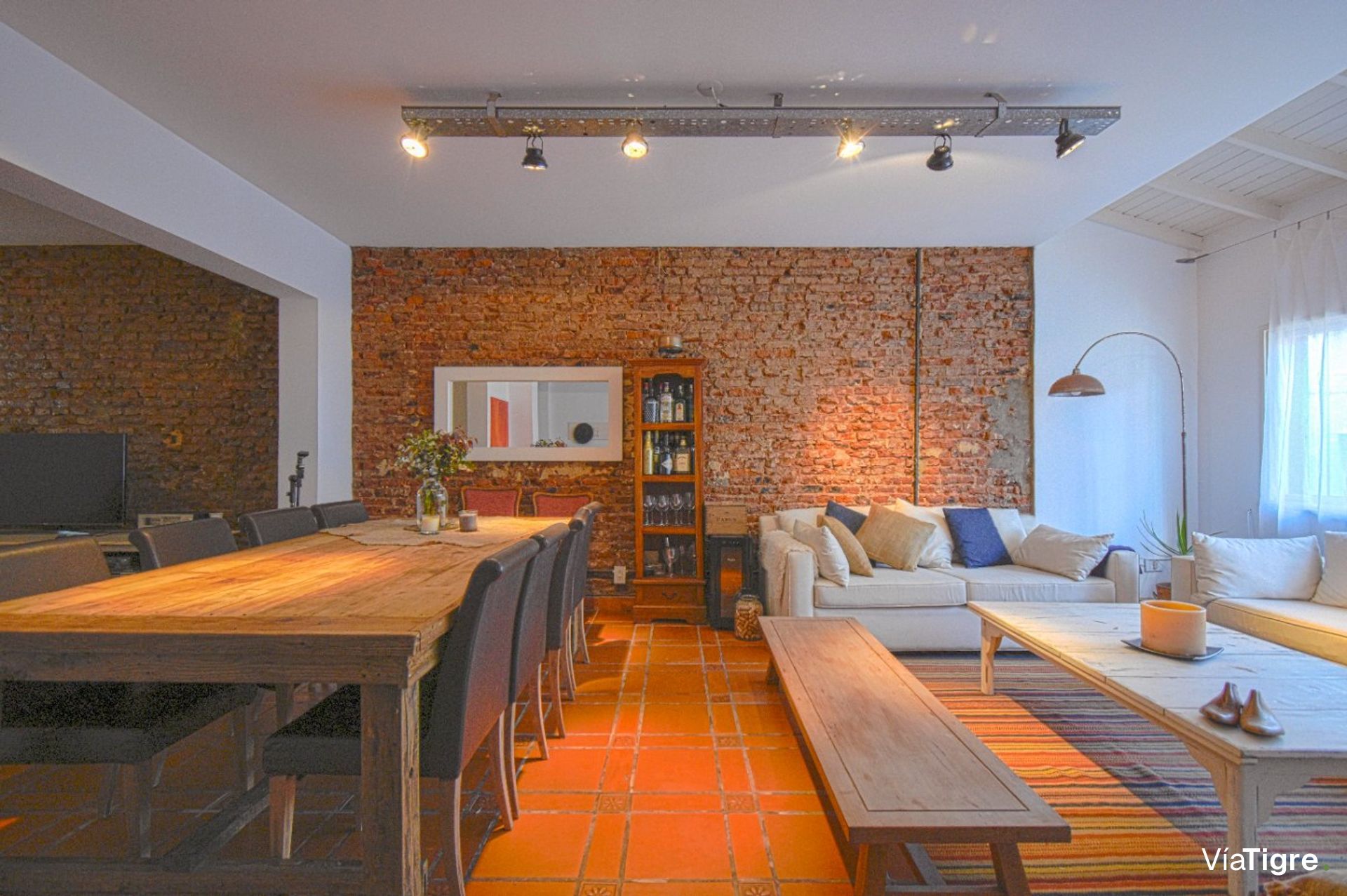 Venta casa con quincho y pileta La Lucila