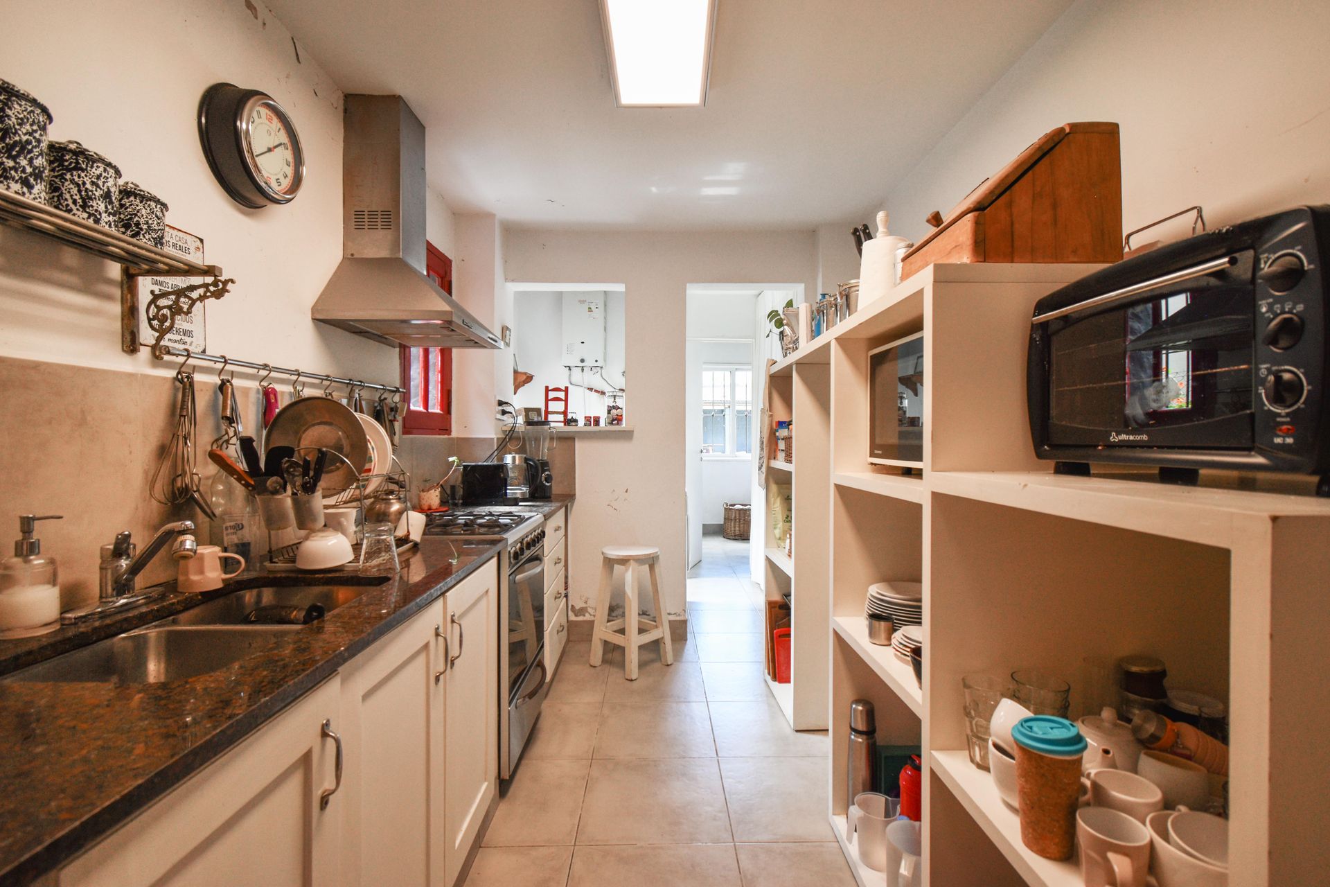 Venta casa lote propio con quincho y pileta