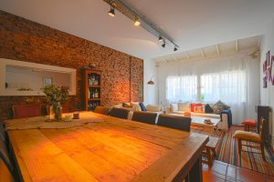 Venta casa lote propio con quincho y pileta