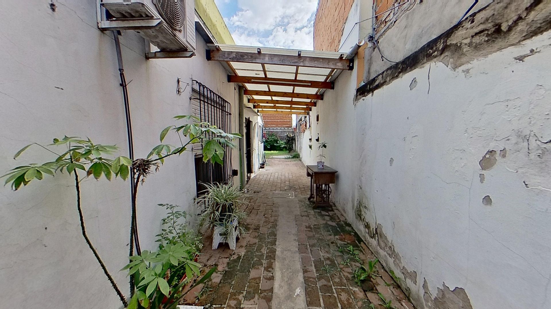 Casa 3 AMB con JARDÍN en Don Torcuato
