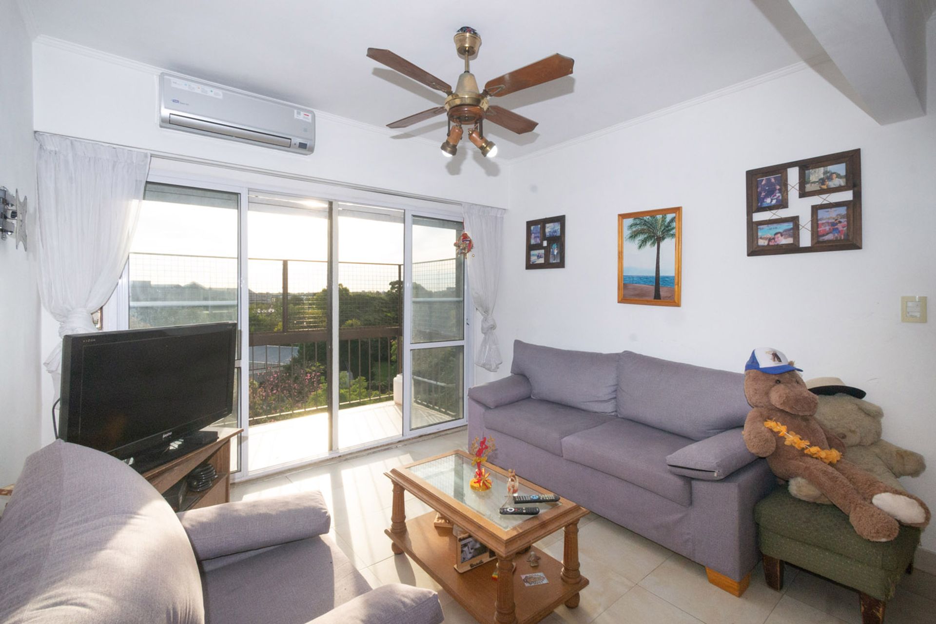 Martinez - 3-bedroom with balcony and Security