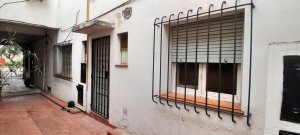 Front-Facing Commercial Space For Sale in Olivos, No Expenses
