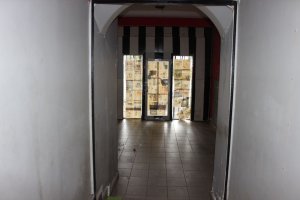 Front-Facing Commercial Space For Sale in Olivos, No Expenses