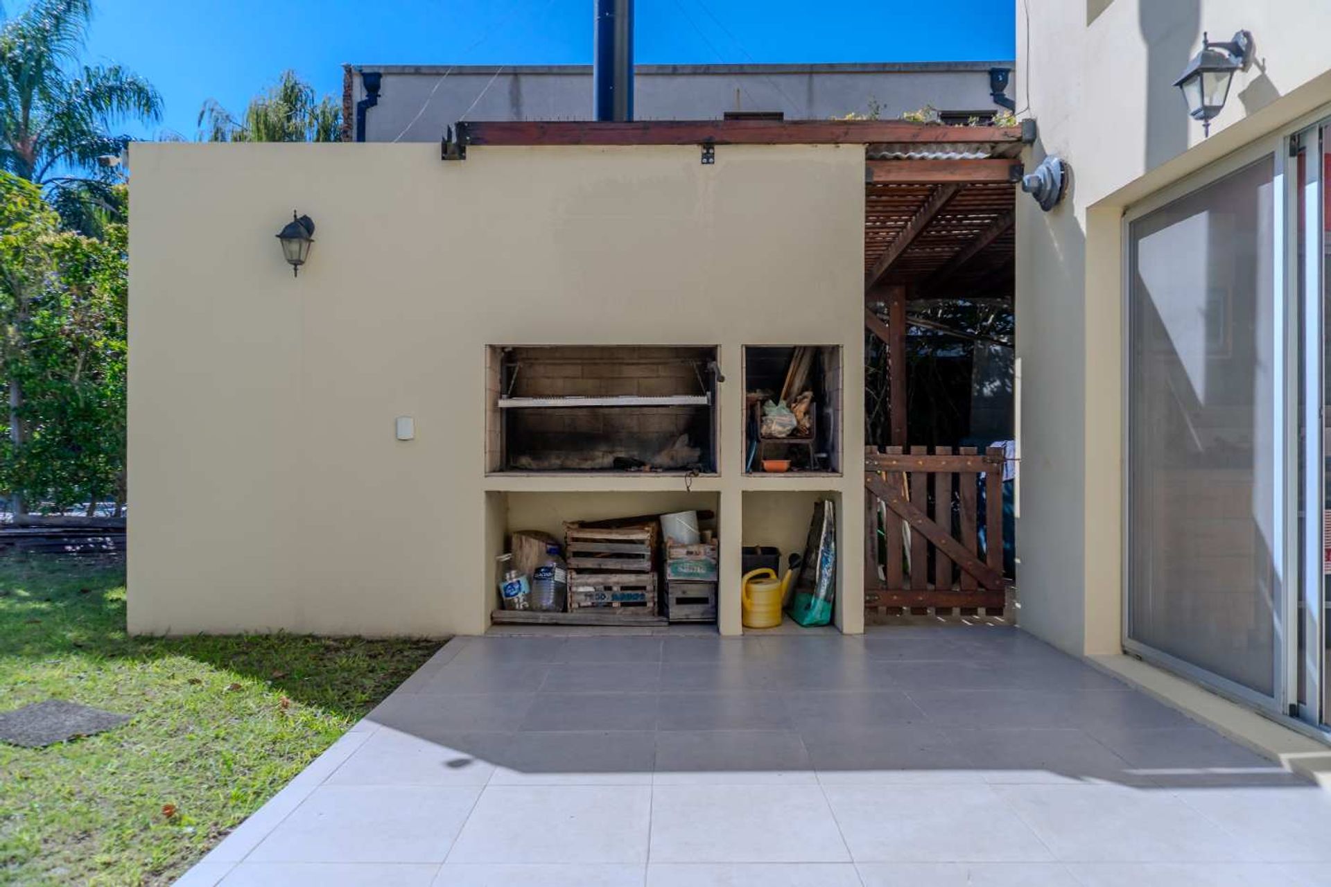Venta Casa De 4 Ambientes. Barrio Santa Clara