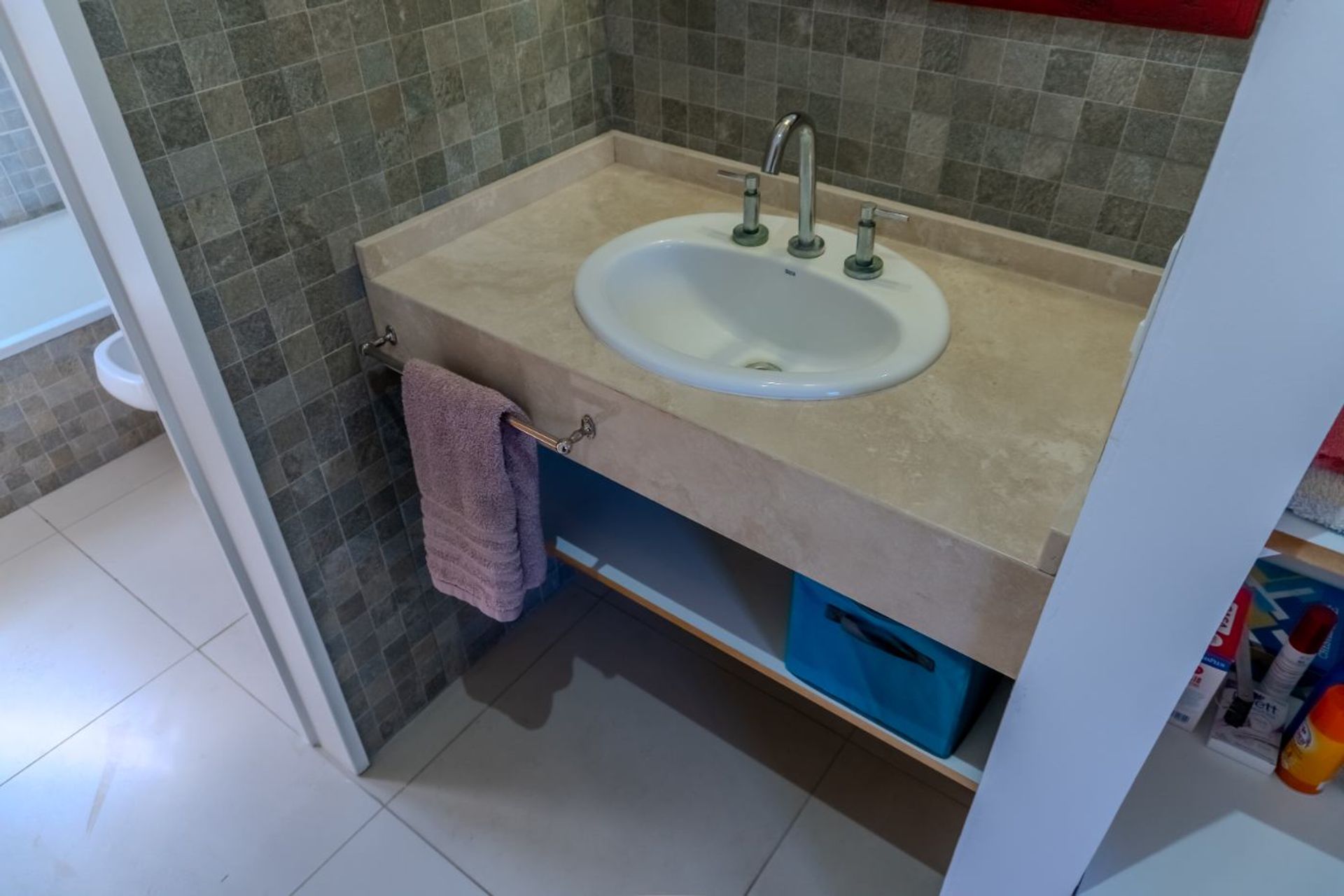 Venta Casa De 4 Ambientes. Barrio Santa Clara