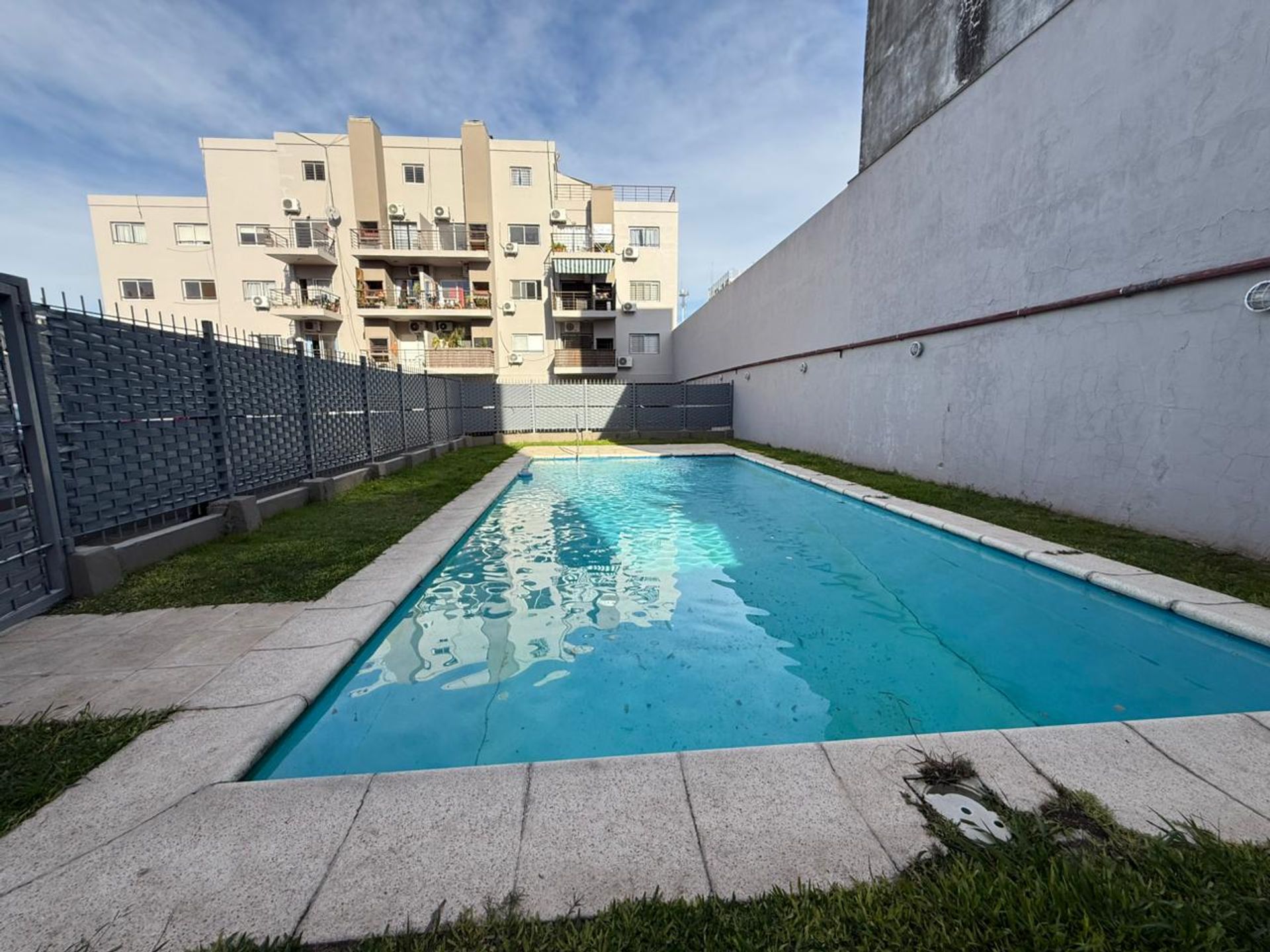 Venta Depto 2 Amb Munro Centro Pileta