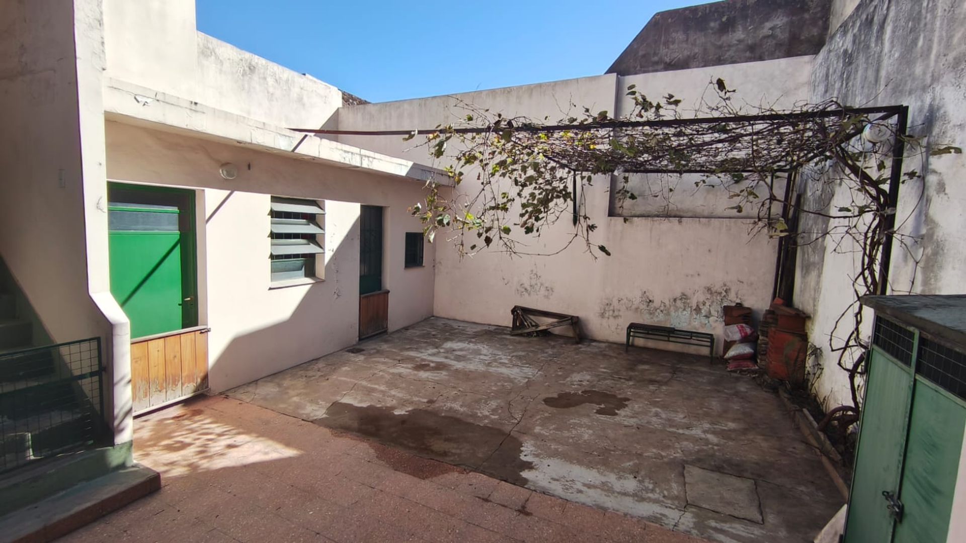 Venta PH planta baja patio apto crédito