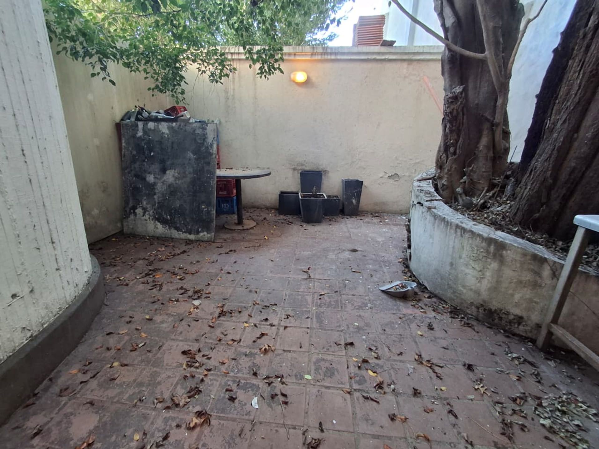 Venta local 390 mts2 en Punta Chica Victoria