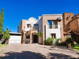 For Sale House 6-Room Camino Real Neighborhood