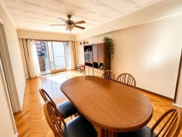 Sale Apartment 3-Bedroom Continuous Front Balcony Olivos