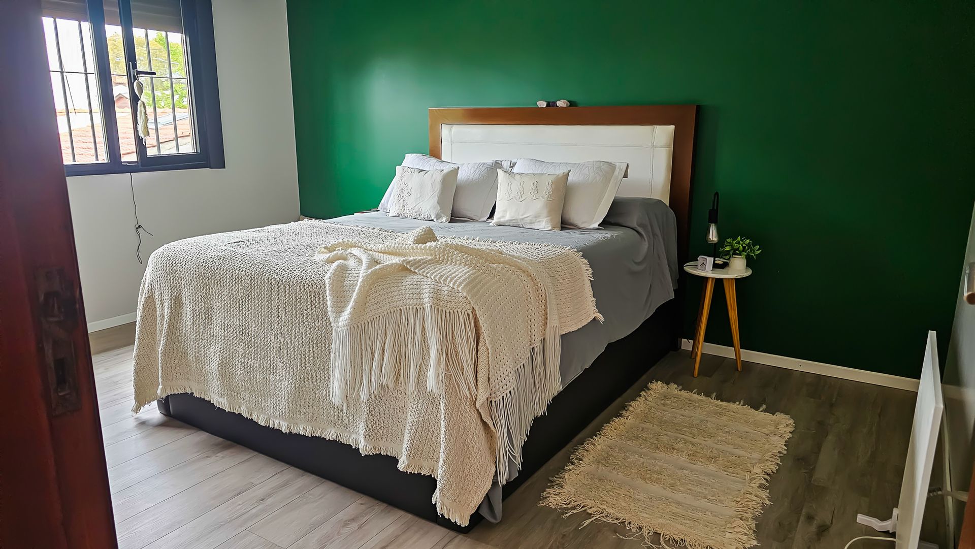 Venta casa en Olivos 6 ambientes con jardín