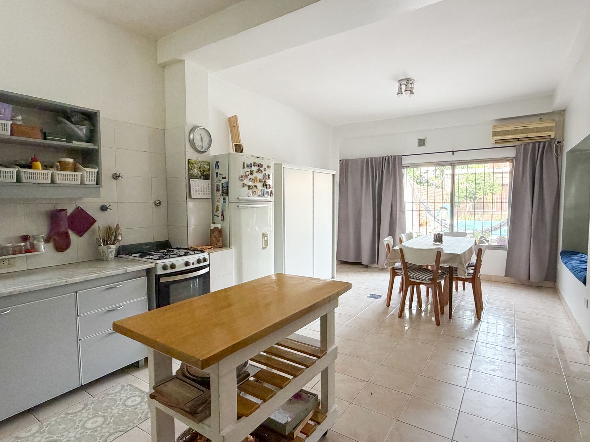 Casa 5 Ambientes Boulogne Pileta