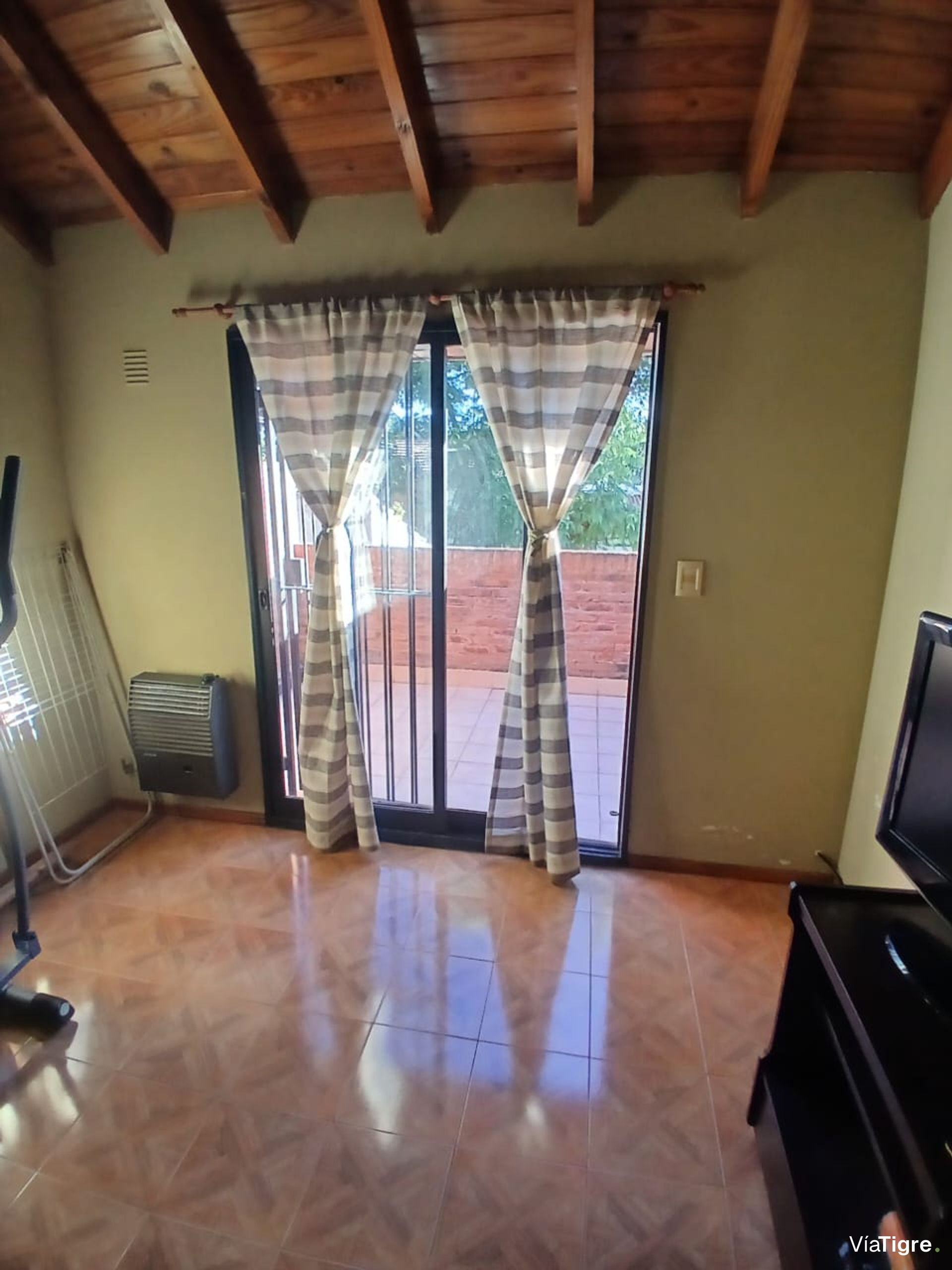ecxelente triplex vicente lopez