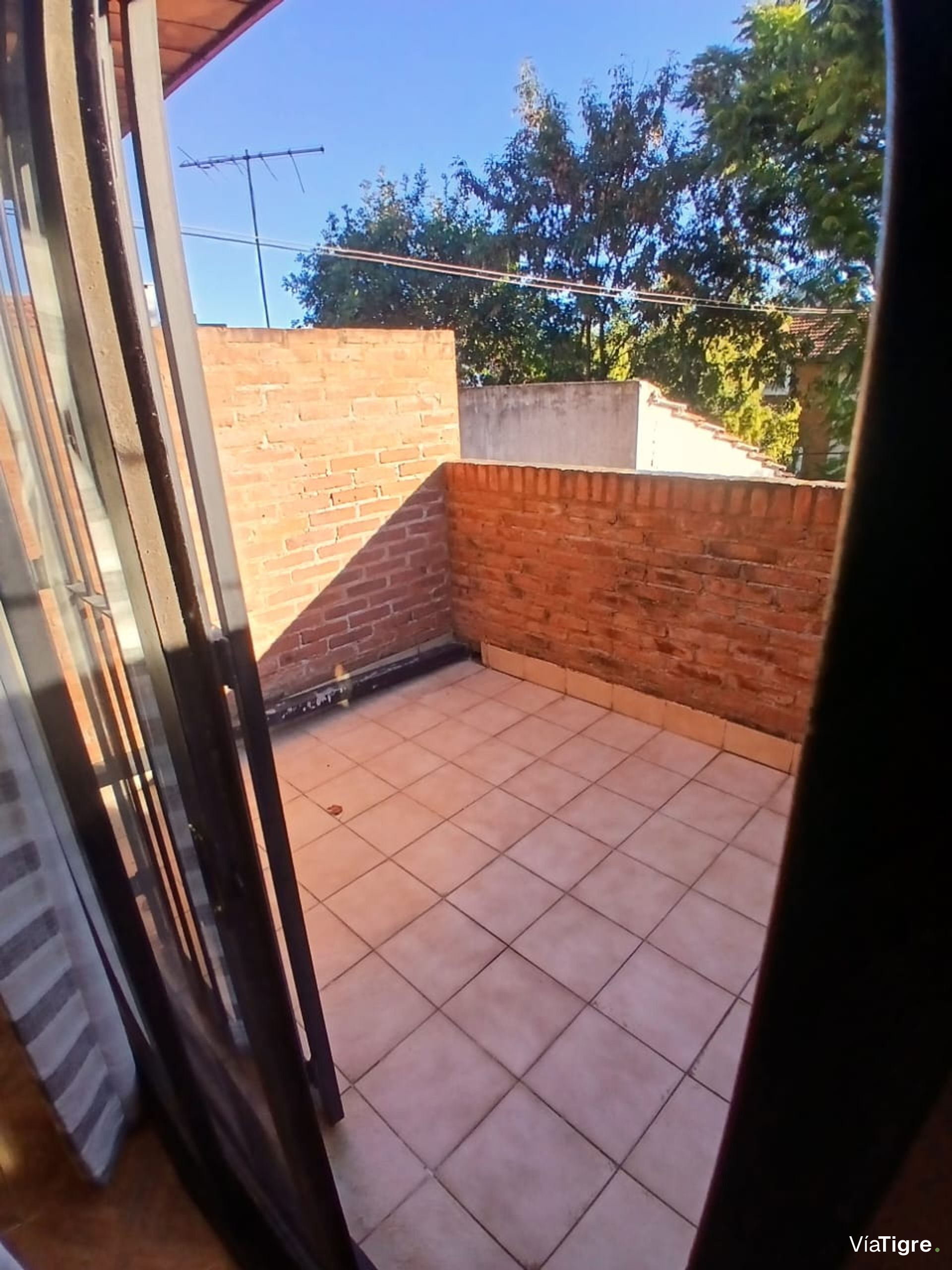 ecxelente triplex vicente lopez