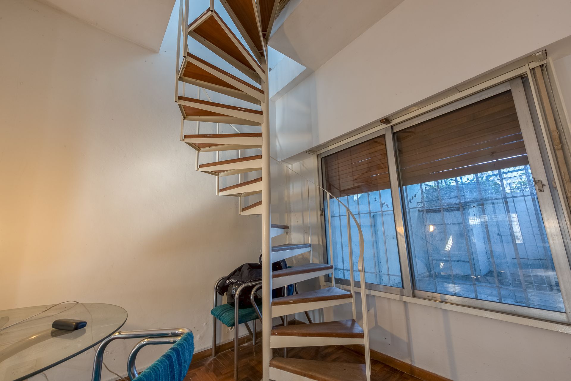 Venta Casa 3 Amb, Olivos, c/cochera y Patio