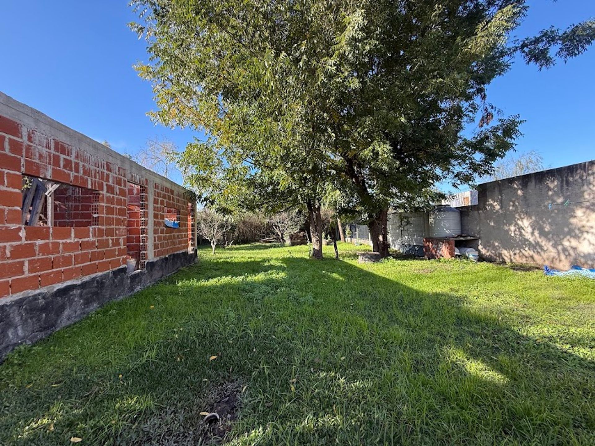 Venta terreno con 4 PH