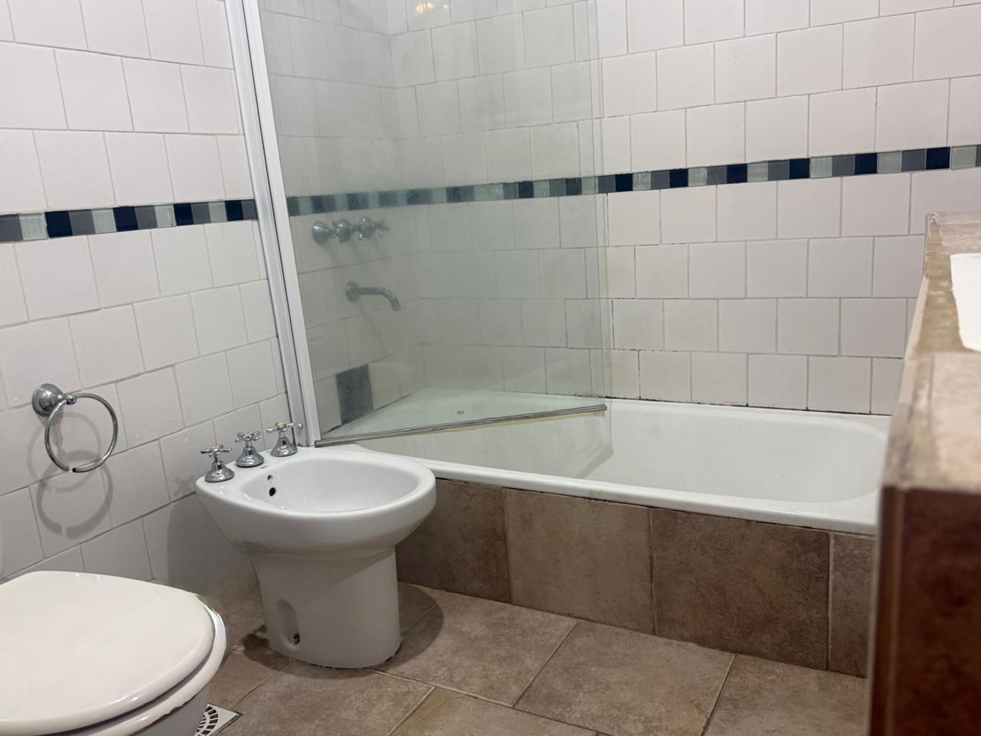 Venta Casa 5 Ambientes En Boulogne – Gran Potencia