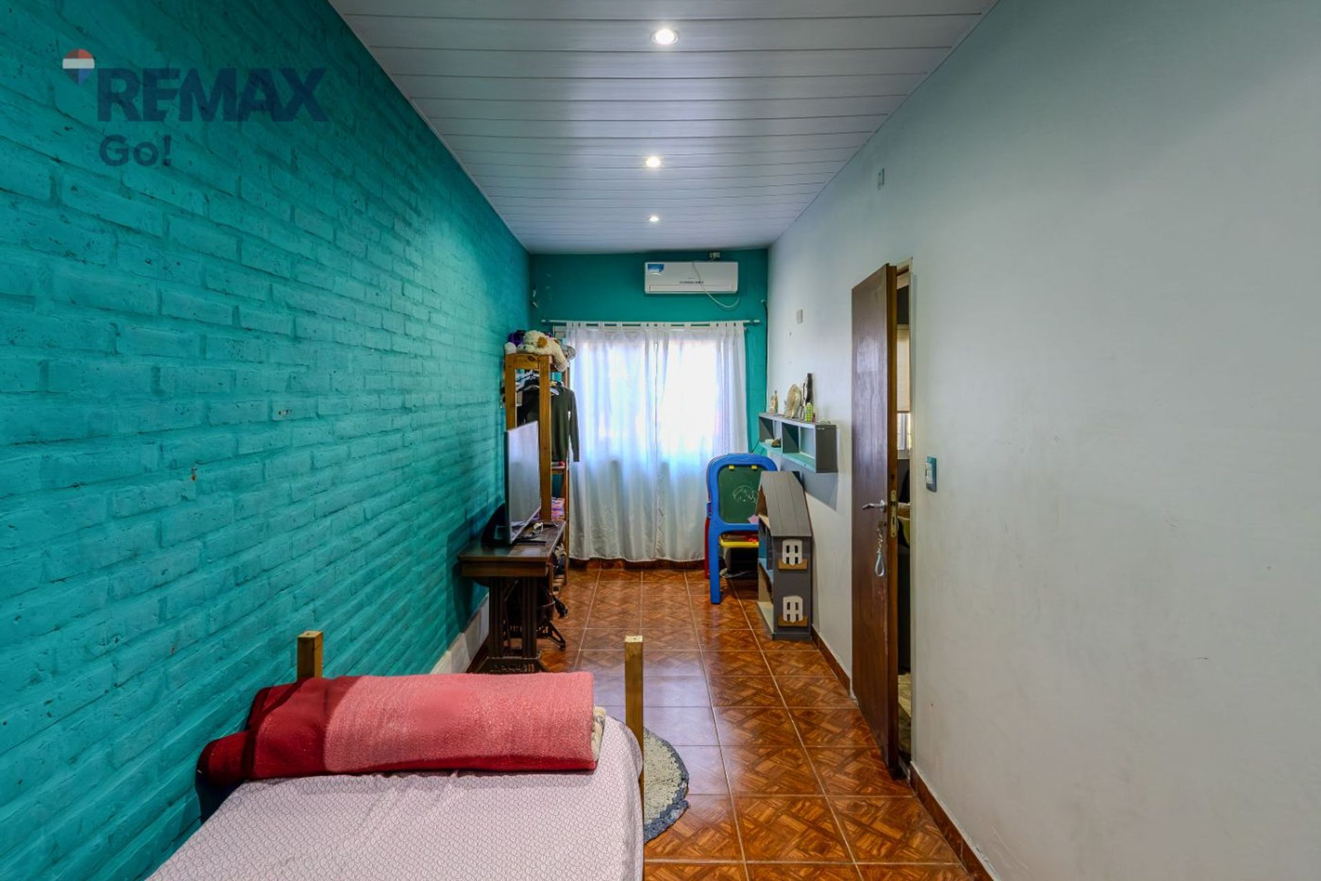 Venta casa 3 Amb Jardin Quincho Lote Propio