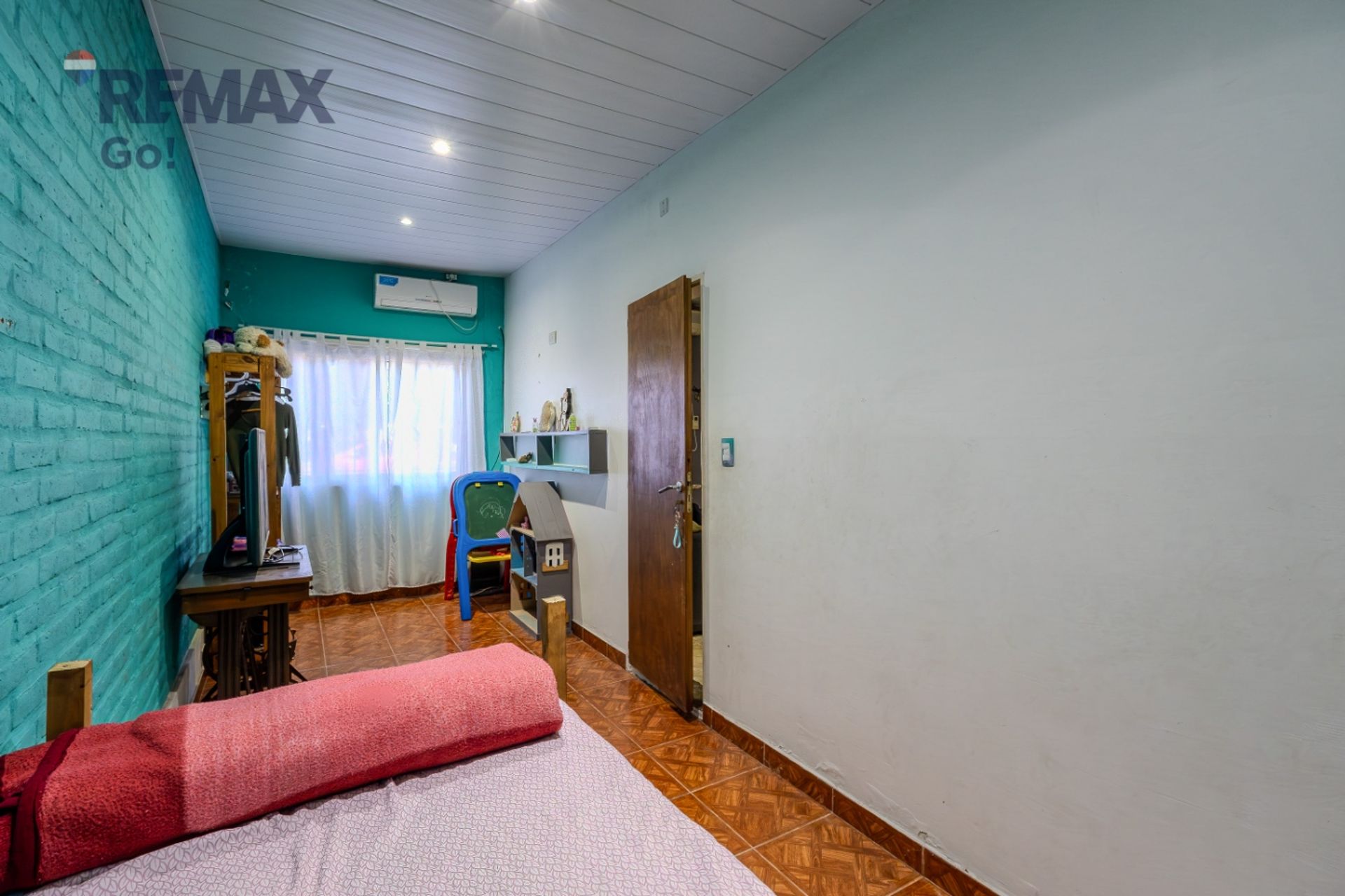 Venta casa 3 Amb Jardin Quincho Lote Propio