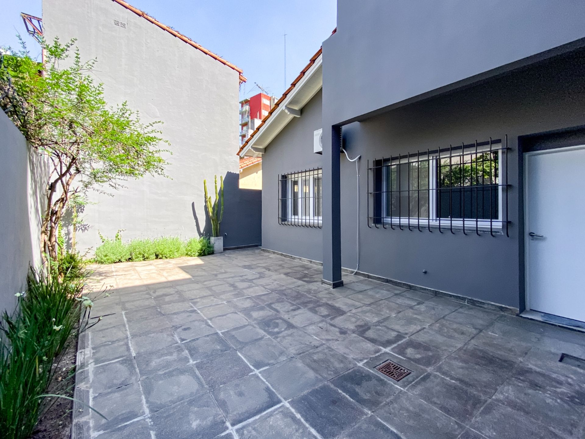 Casa De 4 Dormitorios En Venta Centro San Isidro
