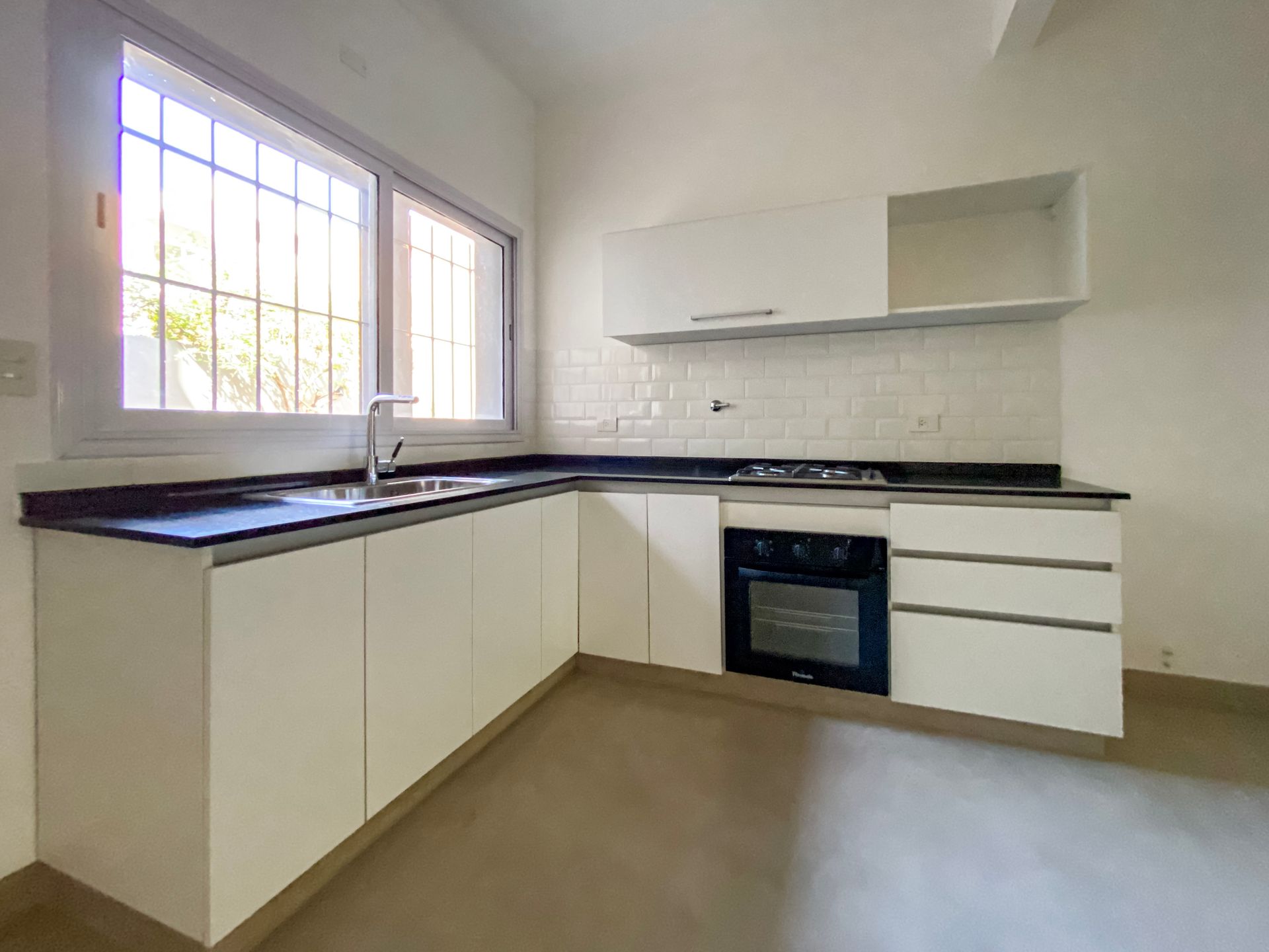 Casa De 4 Dormitorios En Venta Centro San Isidro