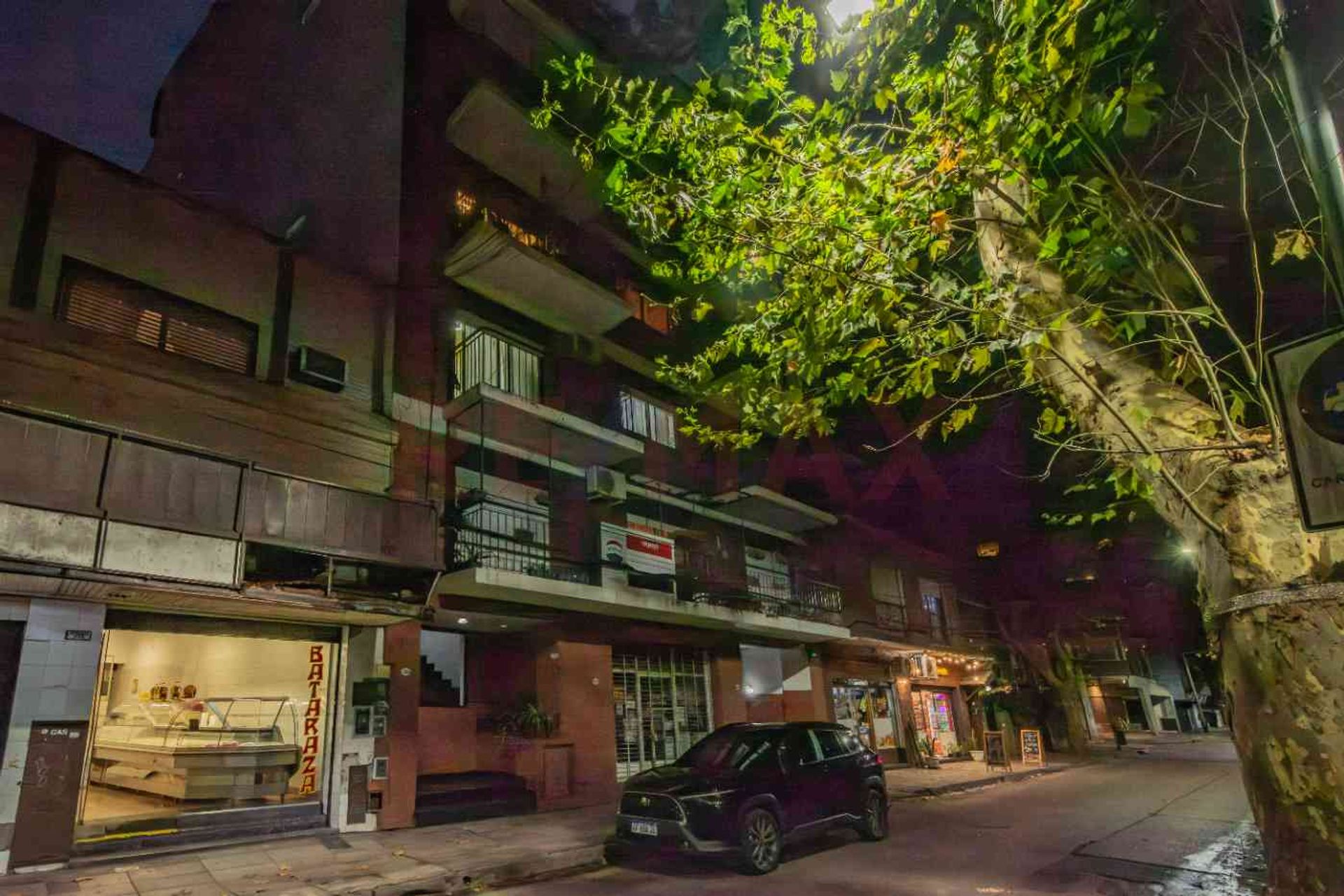 Dpto 2 amb. Bajo Vte López