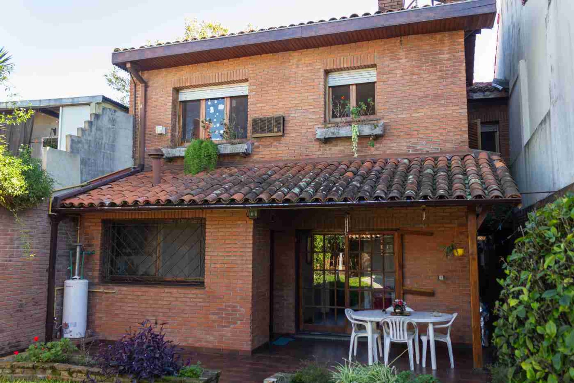 Venta CASA 5 ambientes Olivos pileta jardin