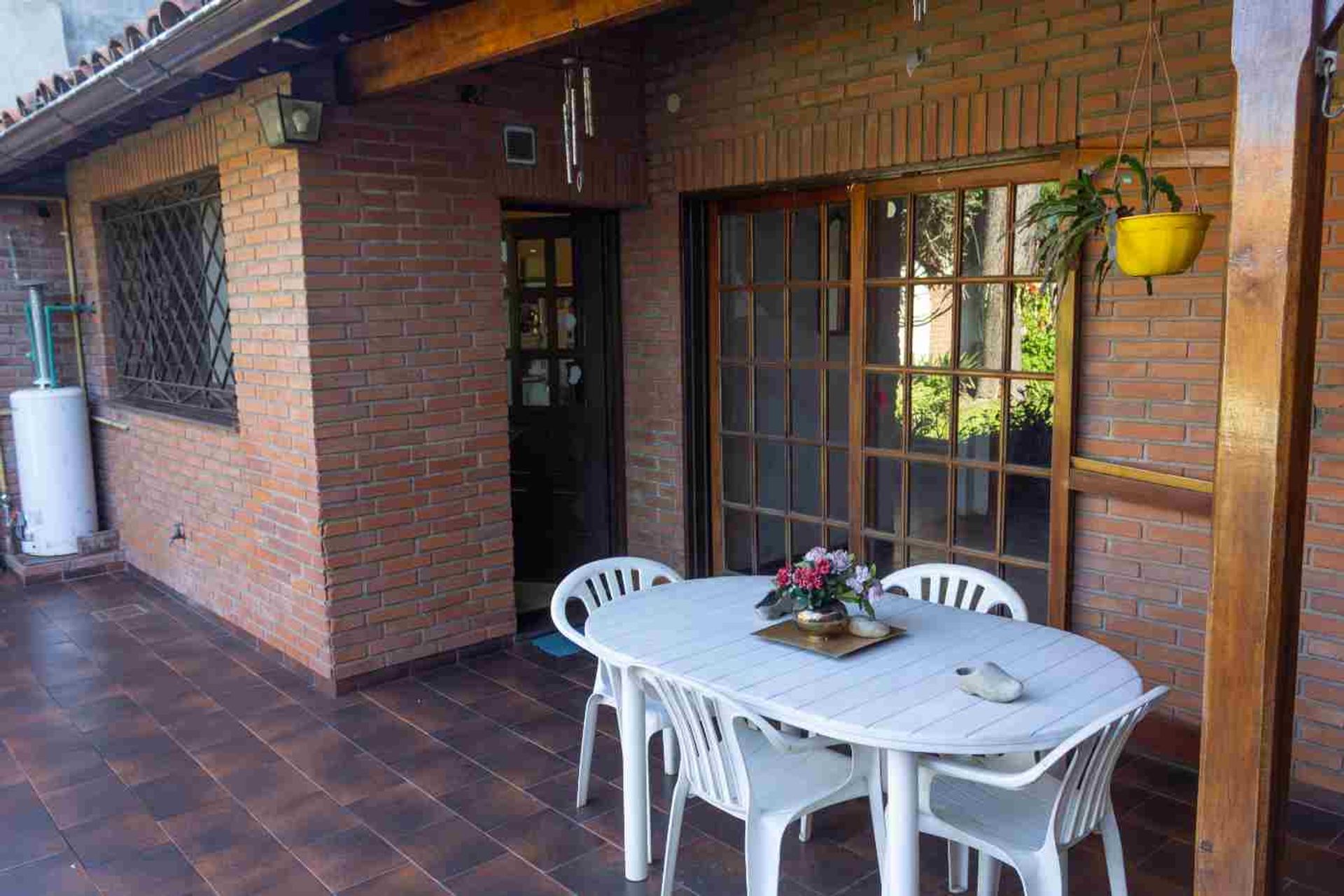 Venta CASA 5 ambientes Olivos pileta jardin