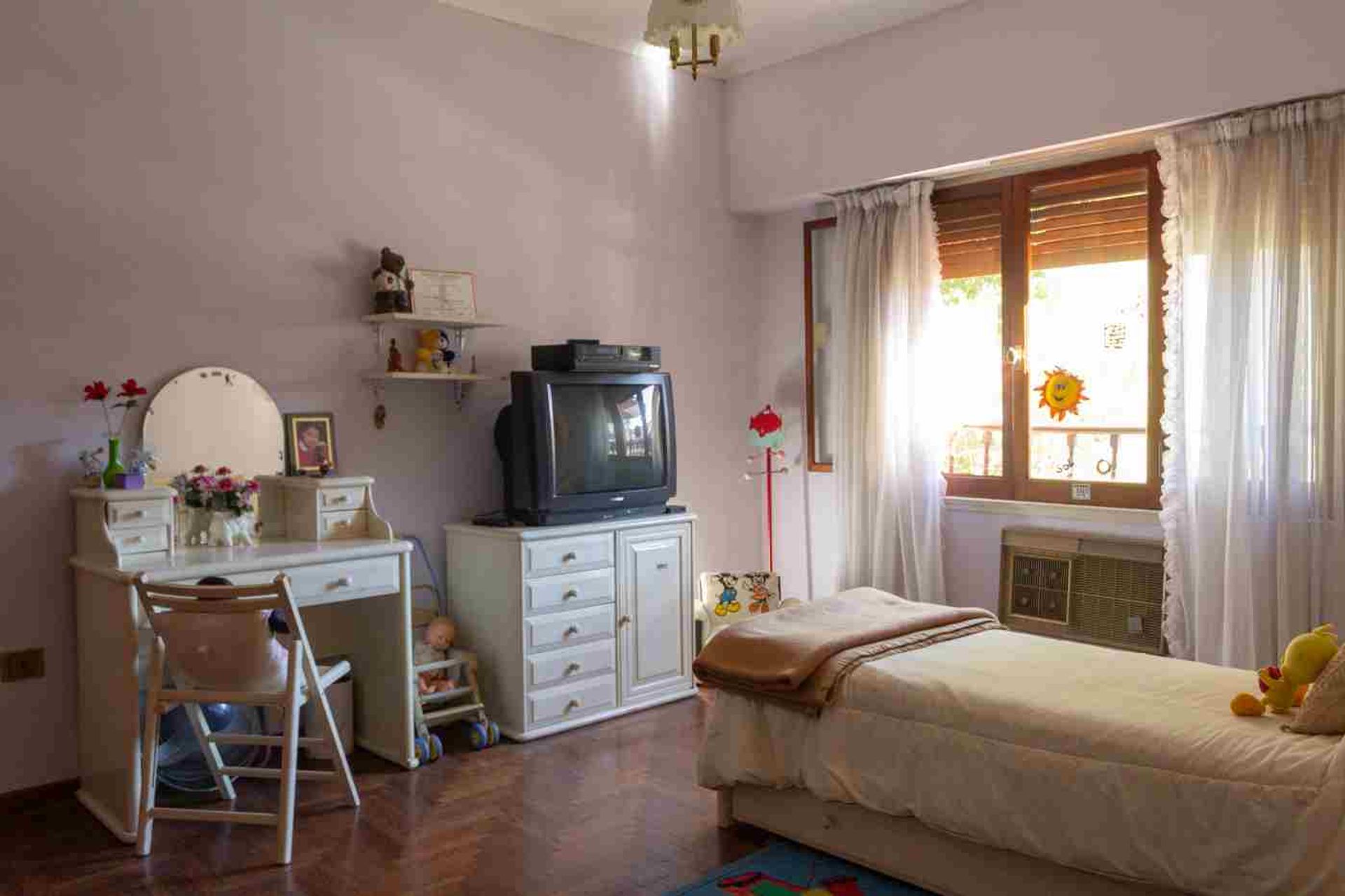 Venta CASA 5 ambientes Olivos pileta jardin