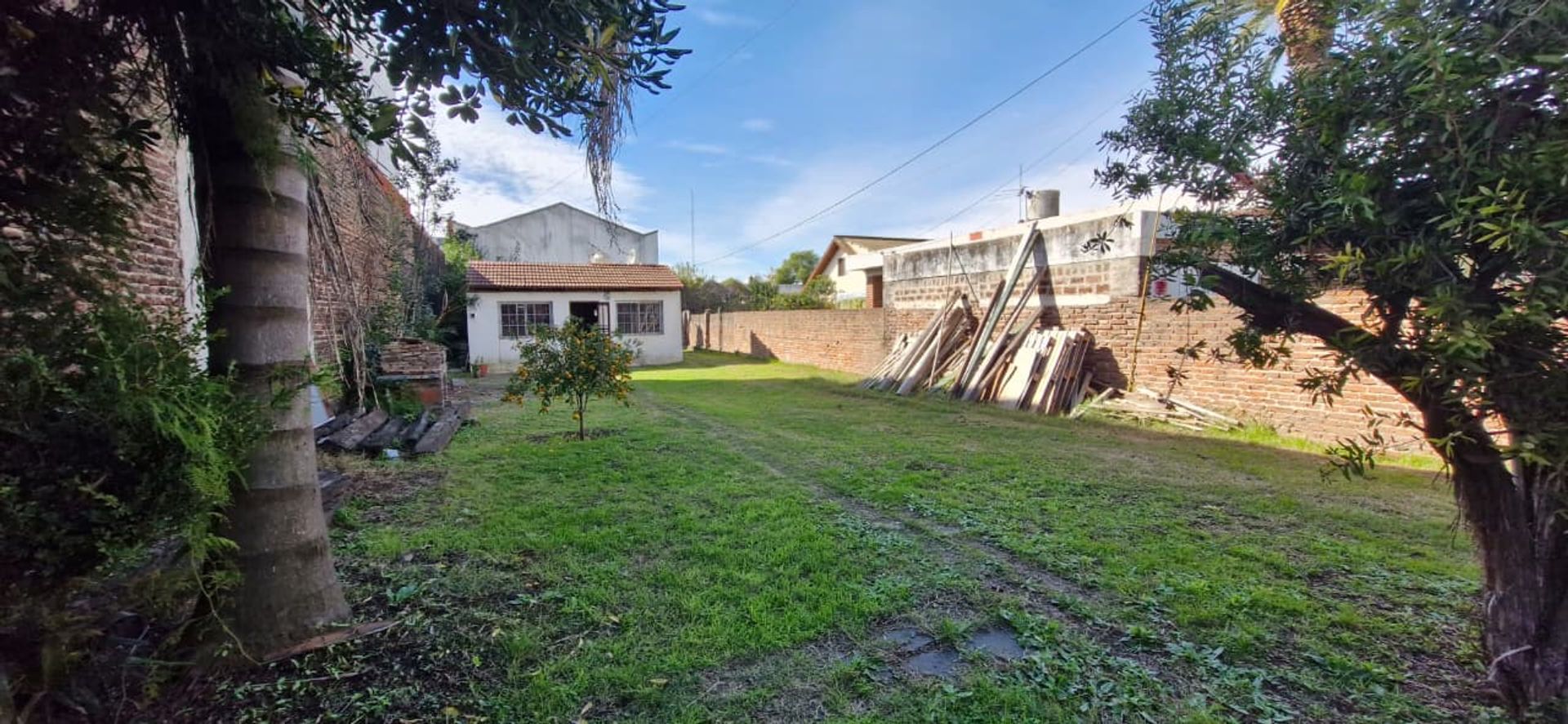 Galpón Con Oficina Y Vivienda De 3 Ambientes